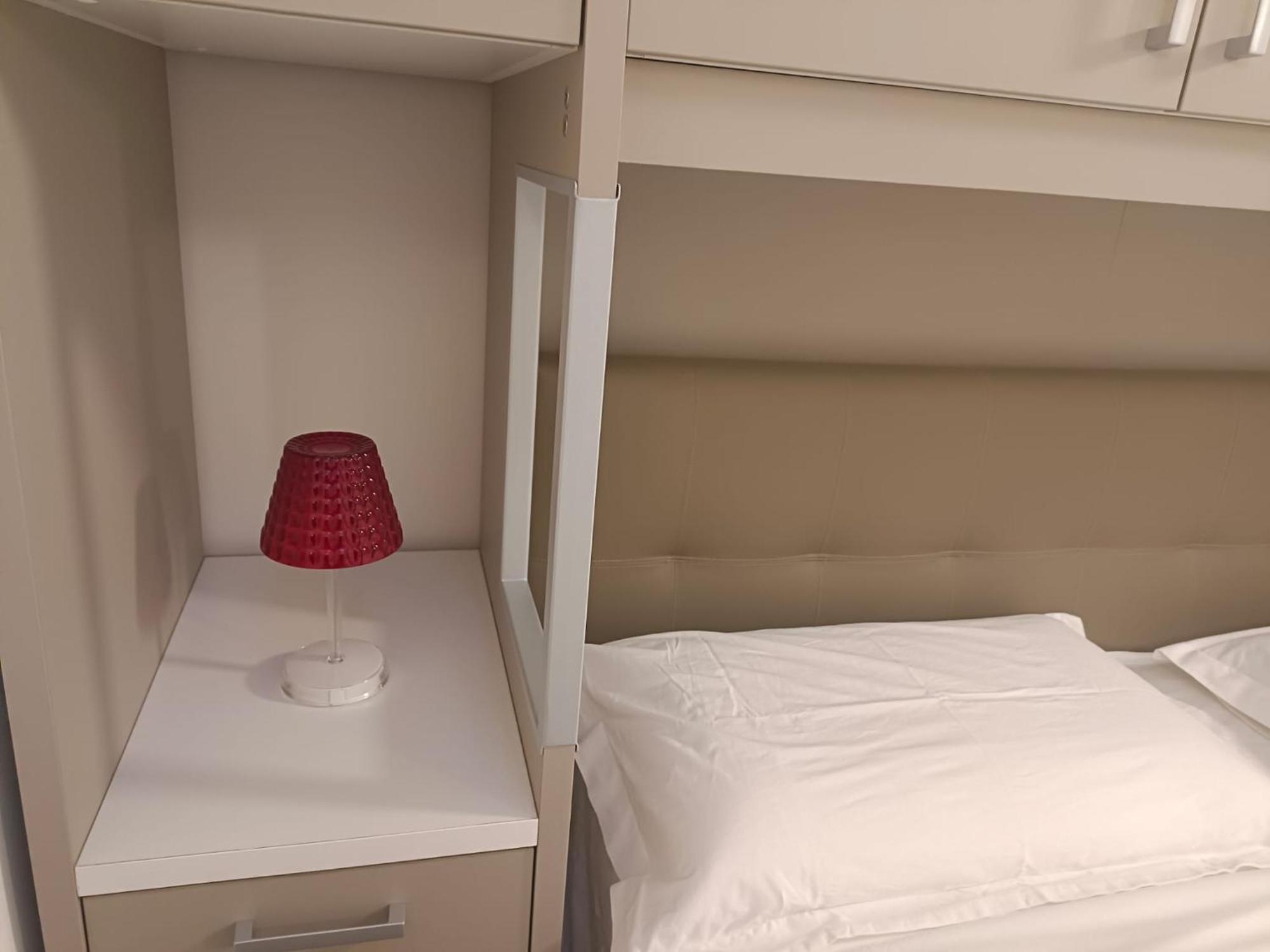 Apartmán Luminoso Bilocale Zona Tibaldi Bocconi Milán Exteriér fotografie